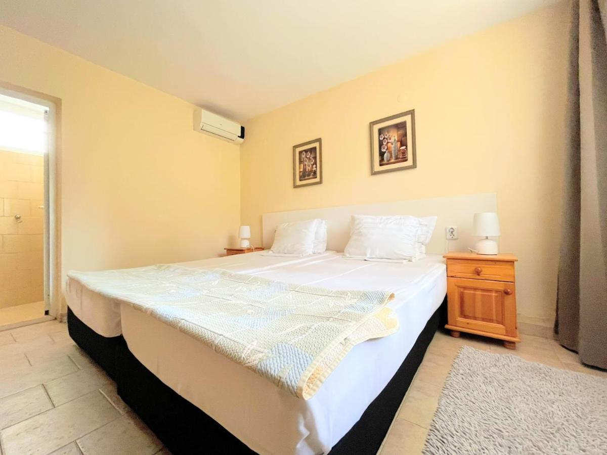 סאני ביץ' Lotus Family Hotel - Free Parking מראה חיצוני תמונה