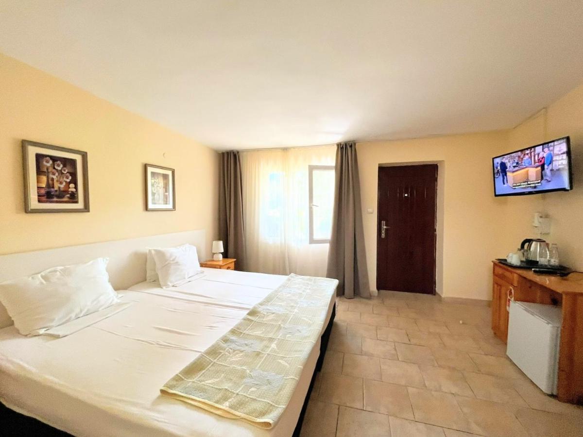 סאני ביץ' Lotus Family Hotel - Free Parking מראה חיצוני תמונה