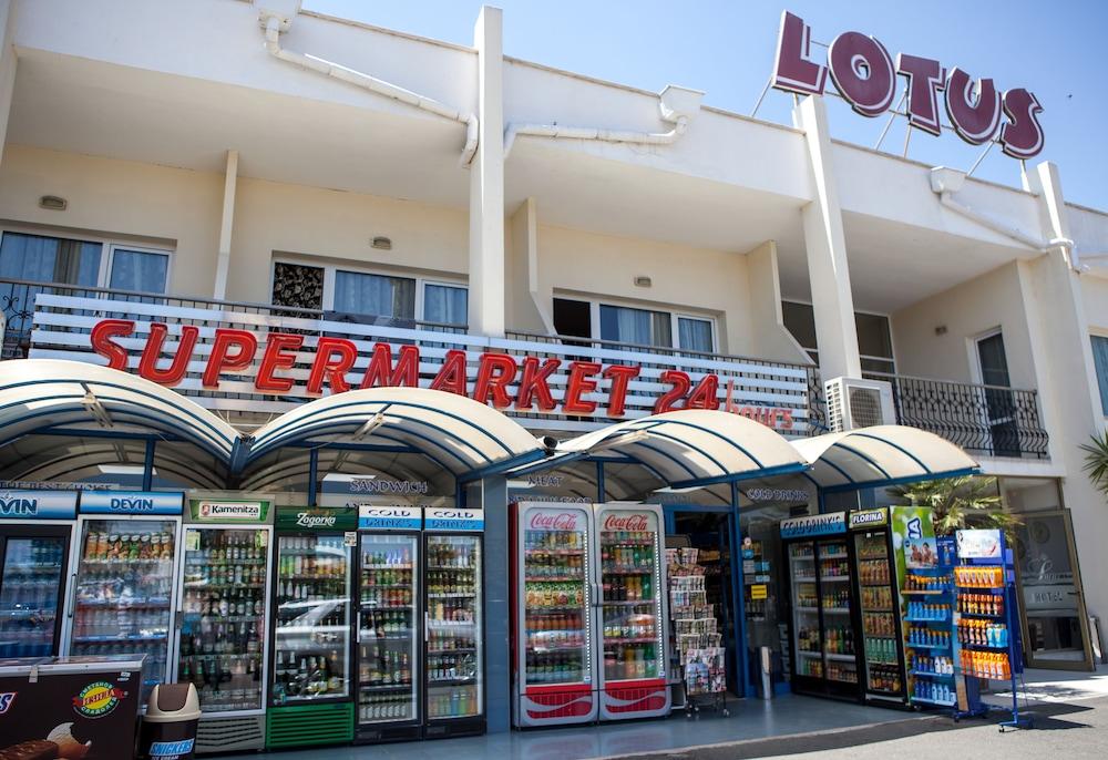 סאני ביץ' Lotus Family Hotel - Free Parking מראה חיצוני תמונה