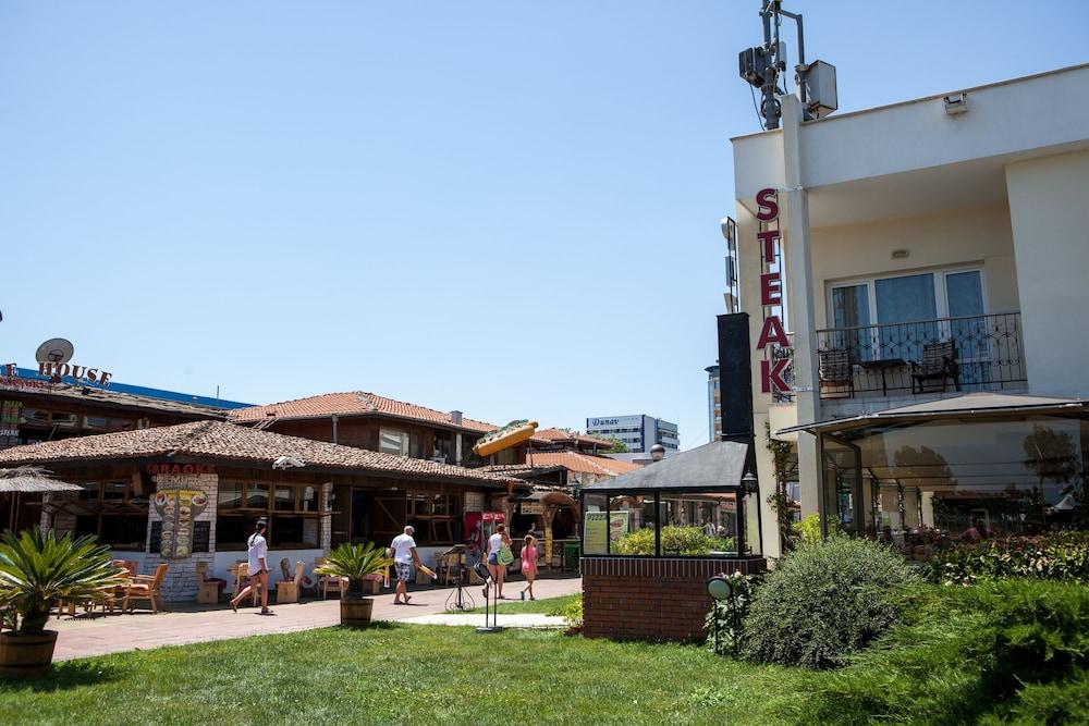 סאני ביץ' Lotus Family Hotel - Free Parking מראה חיצוני תמונה